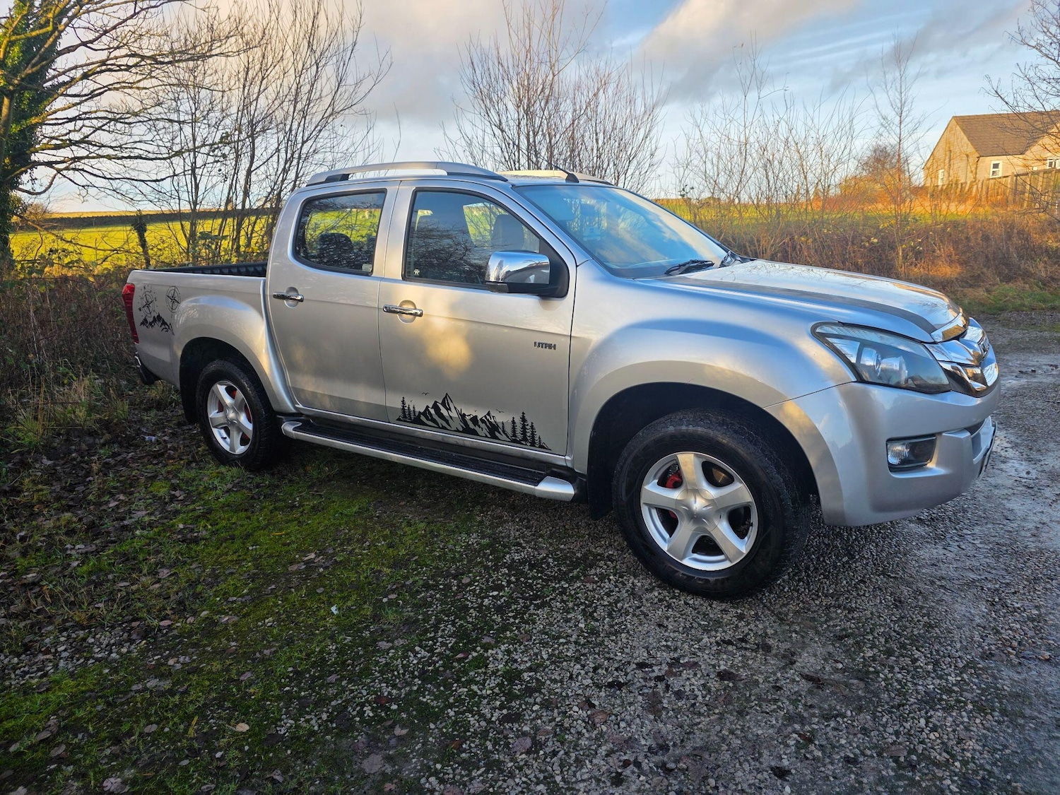 Used Isuzu D-Max 2015 for sale - 76926259: Photo 8
