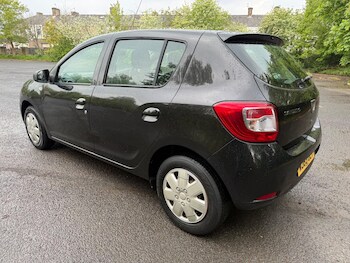Used Dacia Sandero 2013 for sale - 78535768: Photo