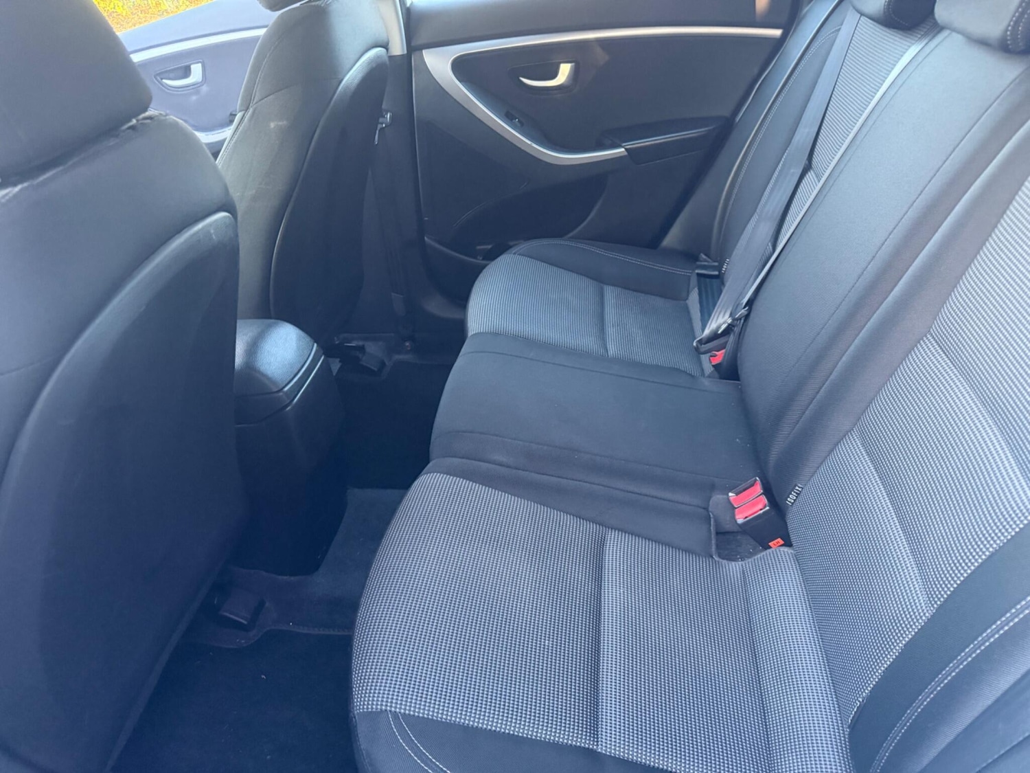 Used Hyundai i30 2014 for sale - 77162825: Photo 11