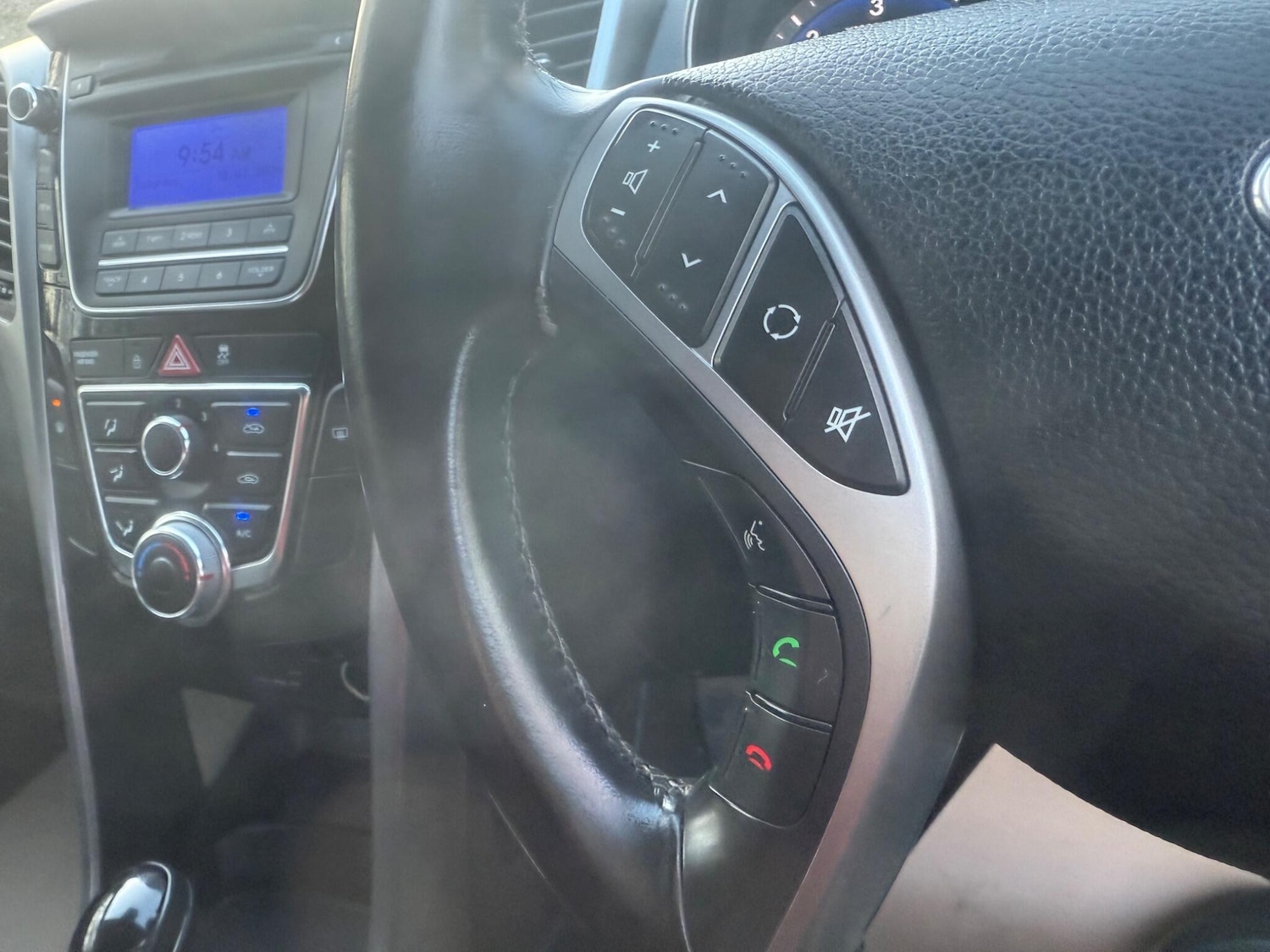 Used Hyundai i30 2014 for sale - 77162825: Photo 17