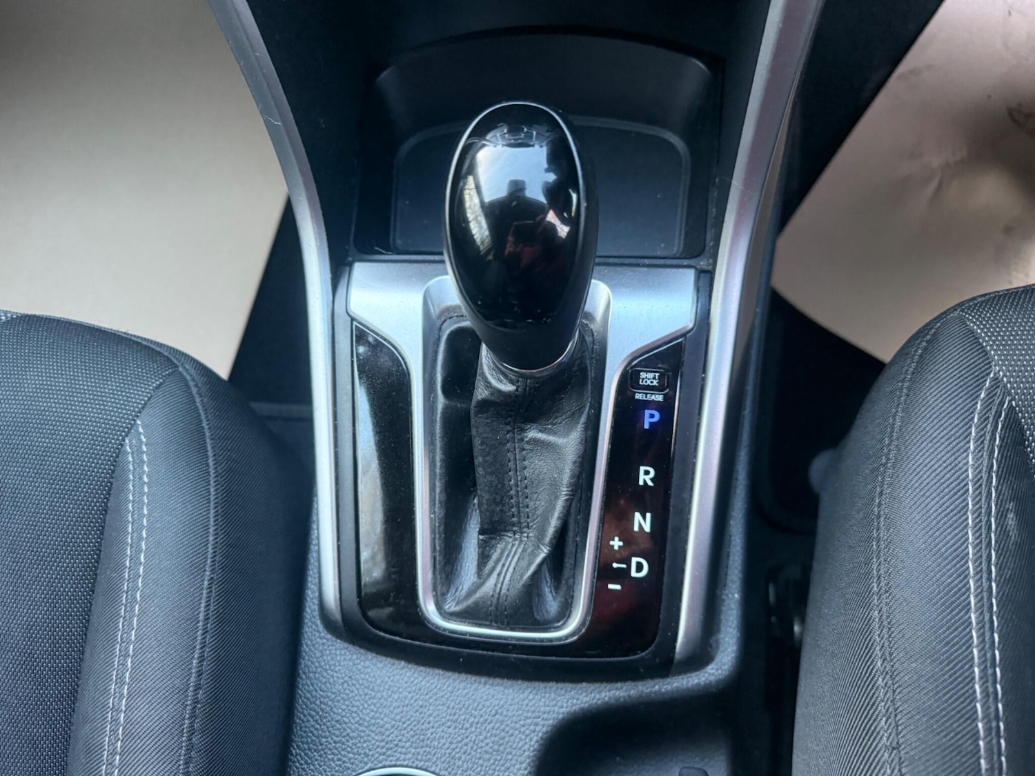 Used Hyundai i30 2014 for sale - 77162825: Photo 18