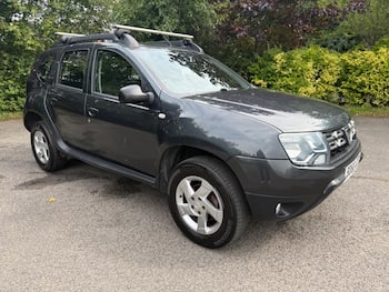 Used Dacia Duster 2016 for sale - 79726285: Photo