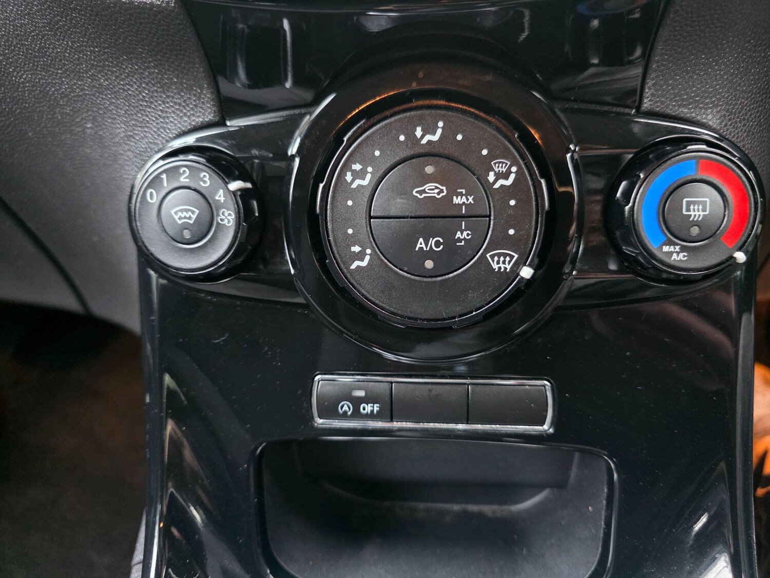 Used Ford Fiesta 2016 for sale - 76371034: Photo 13