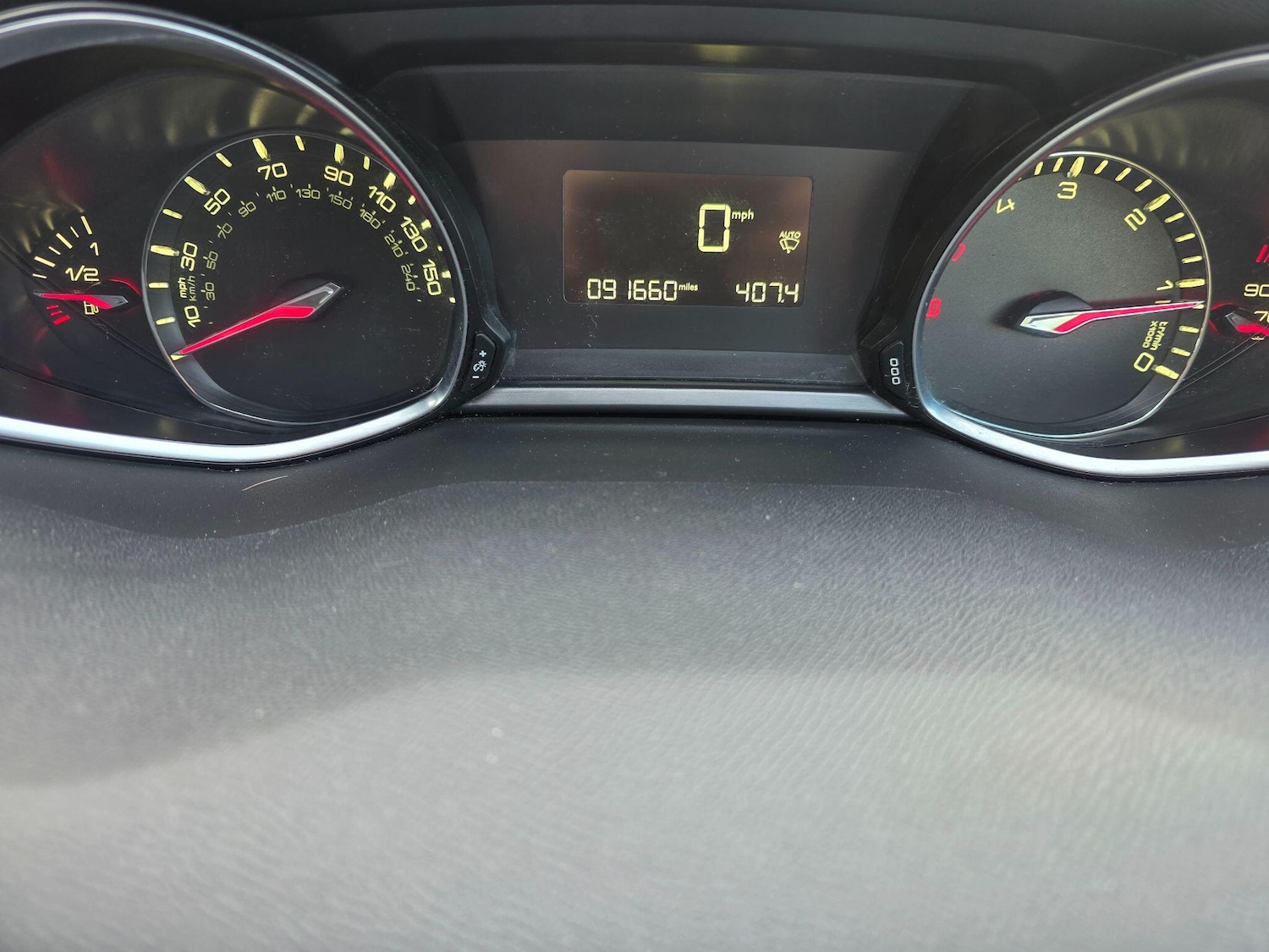 Used Peugeot 308 2015 for sale - 76912893: Photo 16