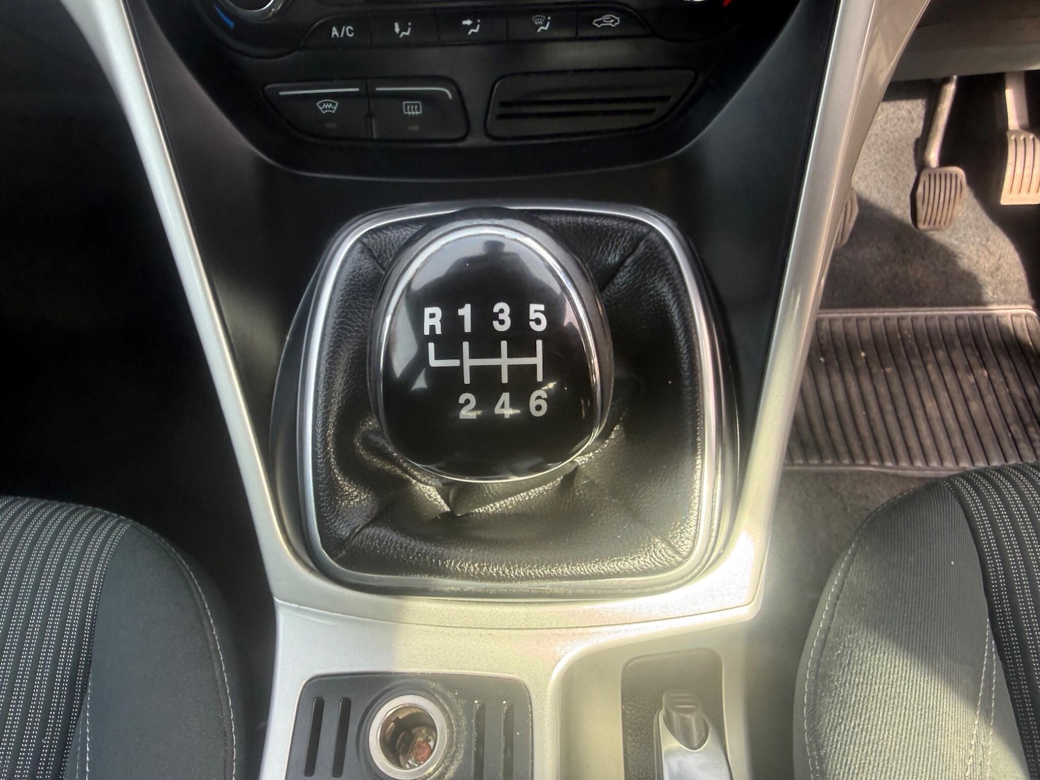 Used Ford C-Max 2012 for sale - 77956988: Photo 17