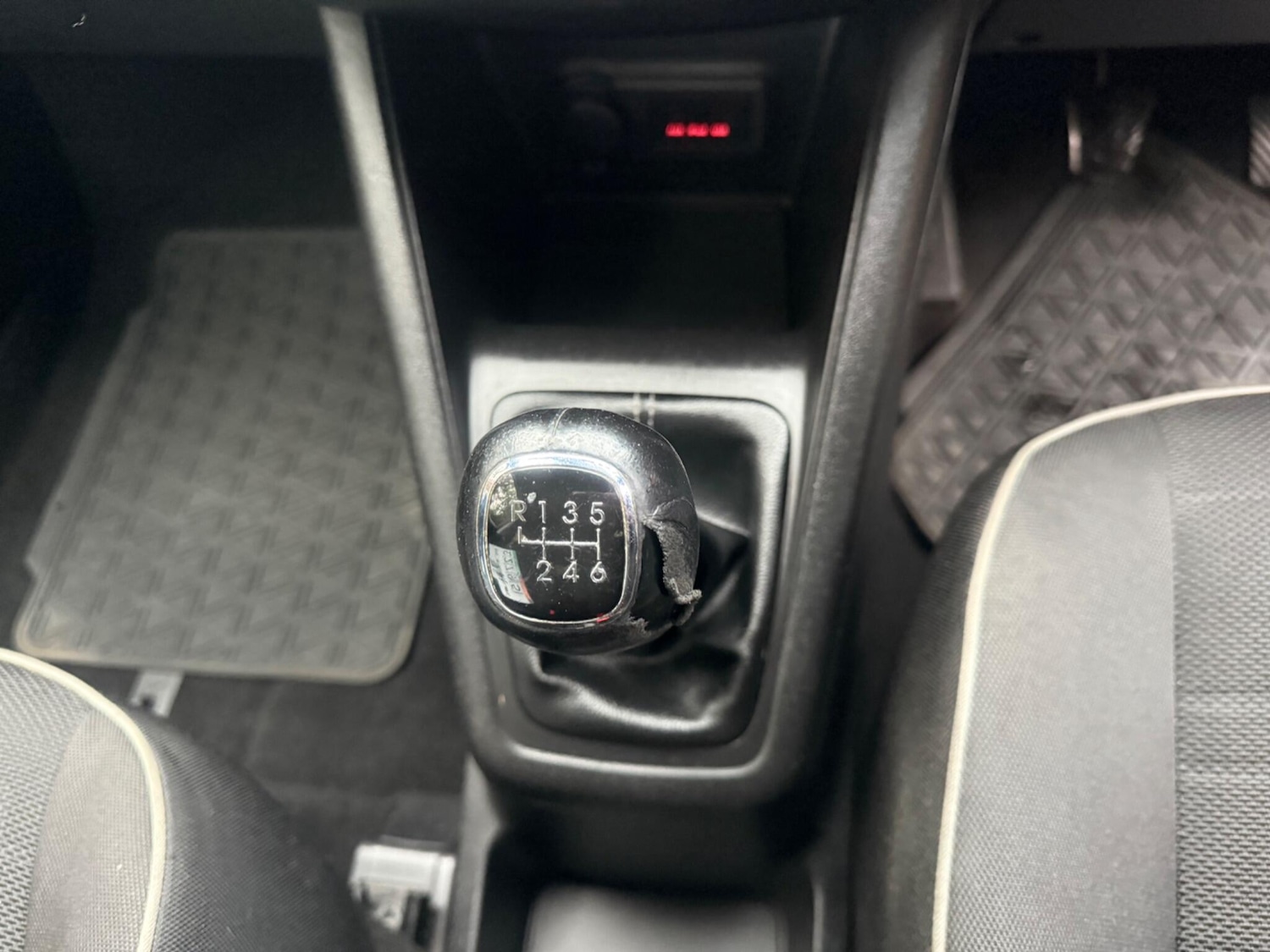 Used Kia Venga 2012 for sale - 76166994: Photo 16