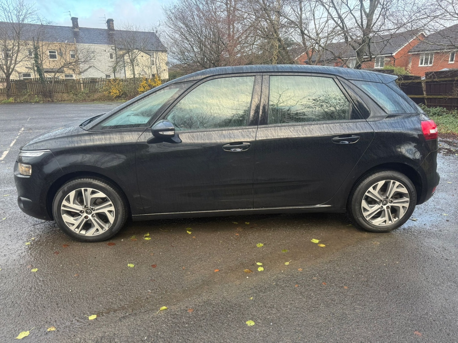 Used Citroen C4 Picasso 2015 for sale - 77062337: Photo 4