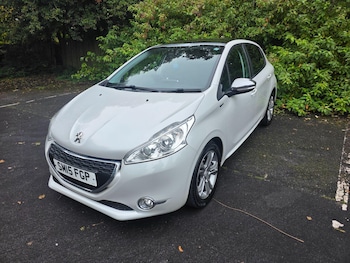 Used Peugeot 208 2015 for sale - 76227871: Photo 3