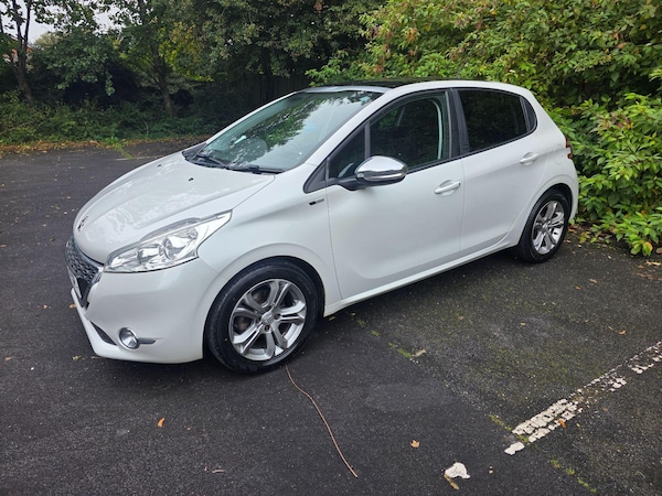 Used Peugeot 208 2015 for sale - 76227871: Photo 4