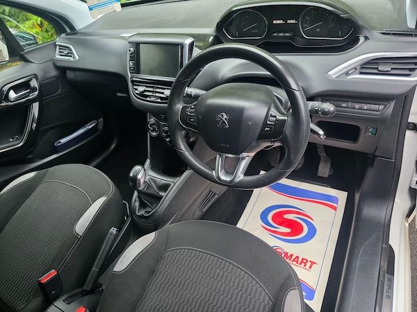Used Peugeot 208 2015 for sale - 76227871: Photo 9