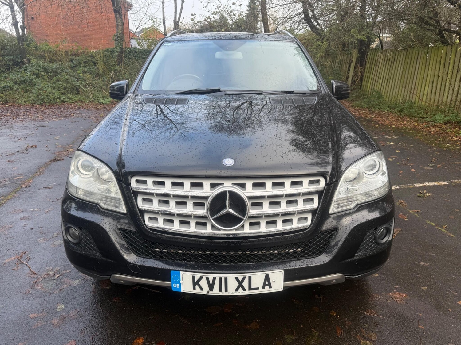 Used Mercedes-Benz M Class 2011 for sale - 76671688: Photo 2