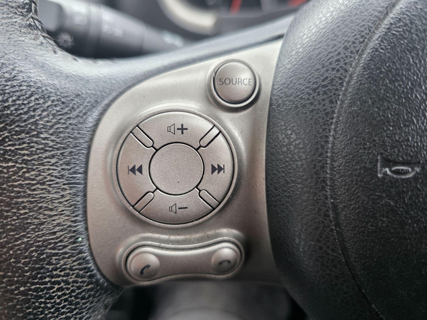 Used Nissan Micra 2012 for sale - 77883196: Photo 14