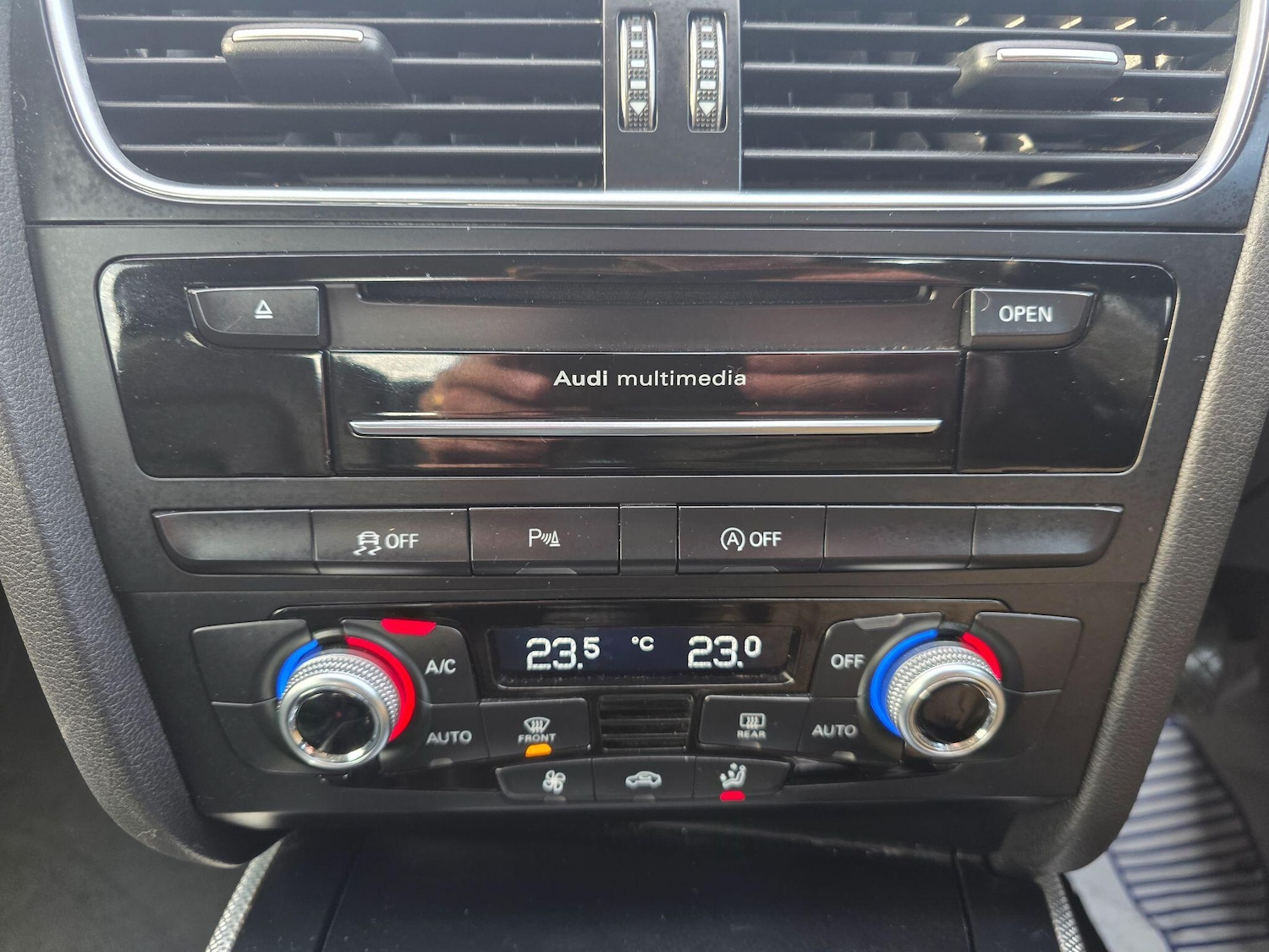 Used Audi A4 2015 for sale - 77098196: Photo 15