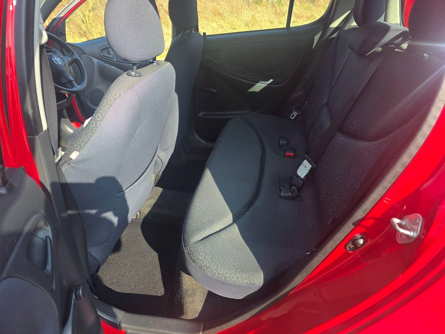 Used Toyota Yaris 2003 for sale - 77783273: Photo 11