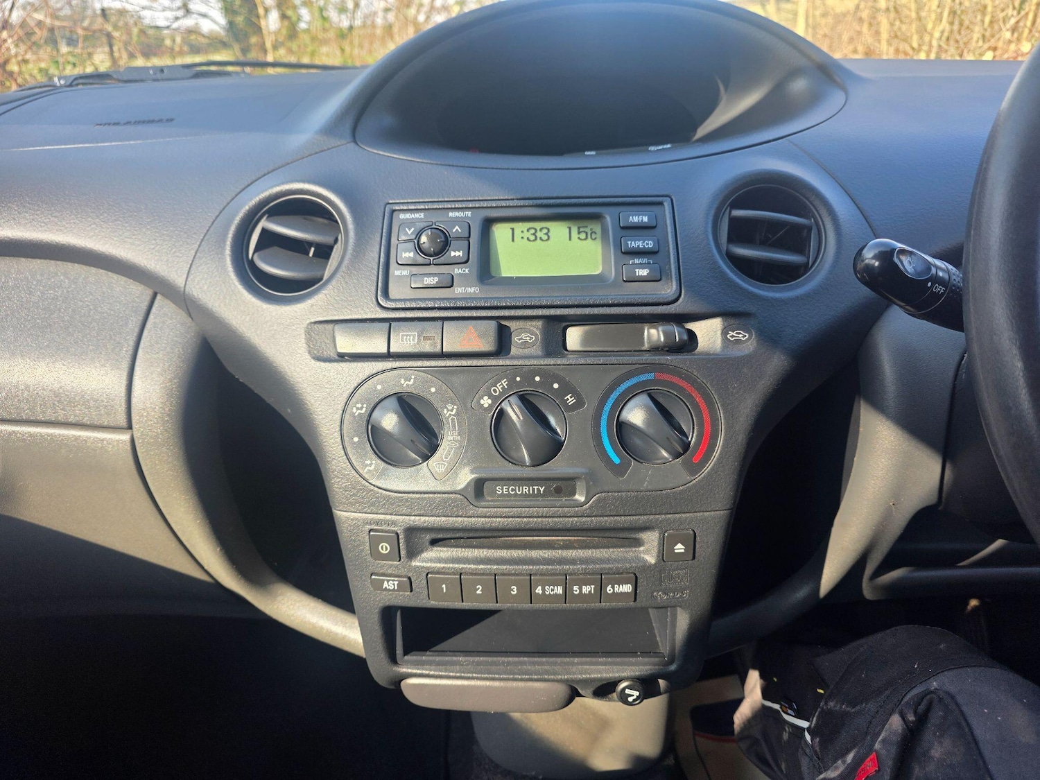 Used Toyota Yaris 2003 for sale - 77783273: Photo 13