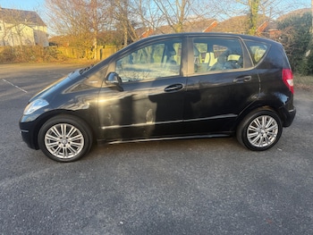 Used Mercedes-Benz A-Class 2010 for sale - 77097977: Photo