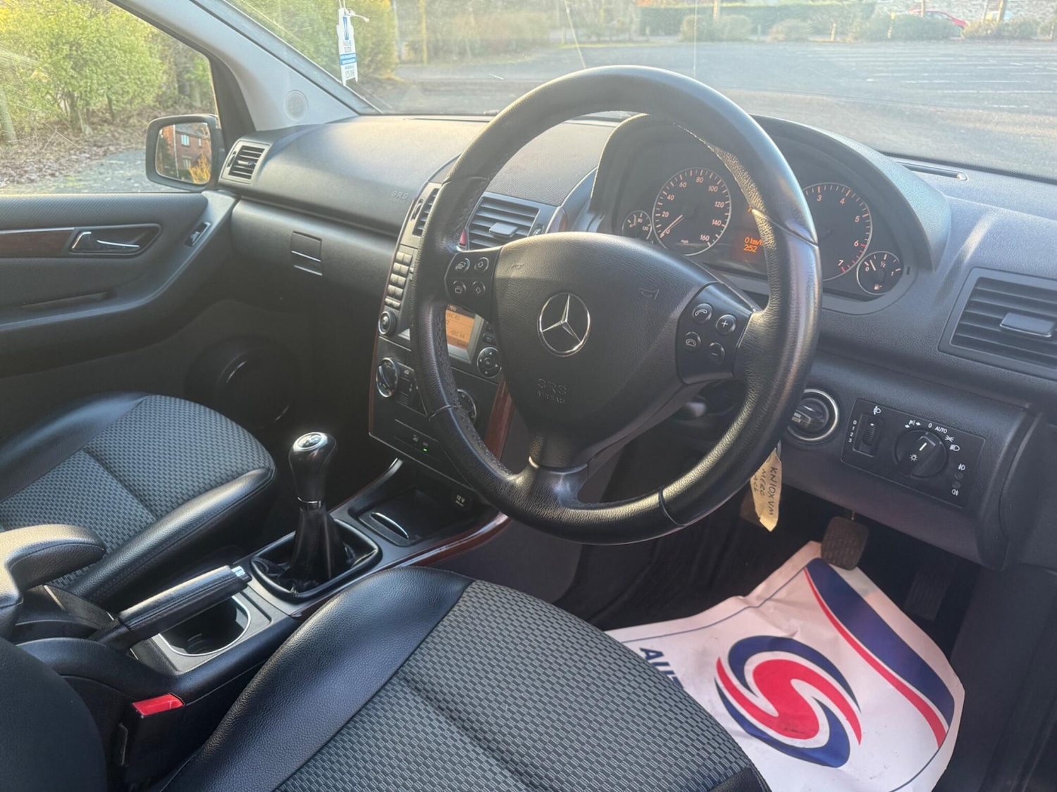 Used Mercedes-Benz A-Class 2010 for sale - 77097977: Photo 9