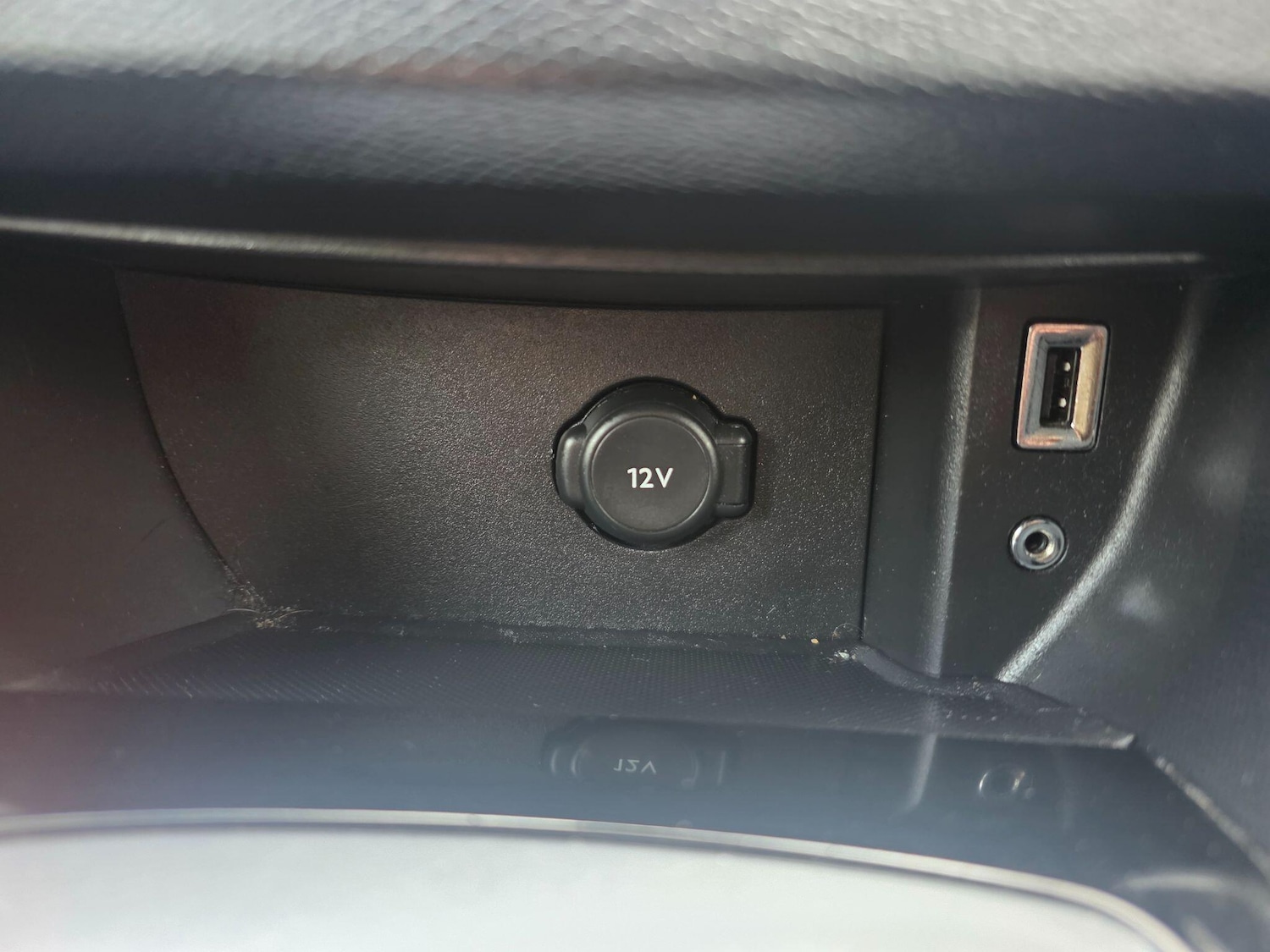 Used Peugeot 308 SW 2017 for sale - 76424618: Photo 13