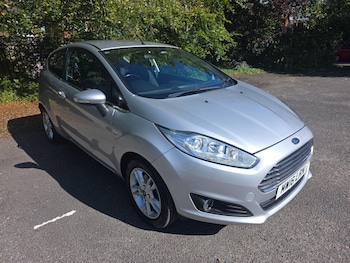 2016 (16) - 1.0T EcoBoost Zetec Euro 6 (s/s) 3dr