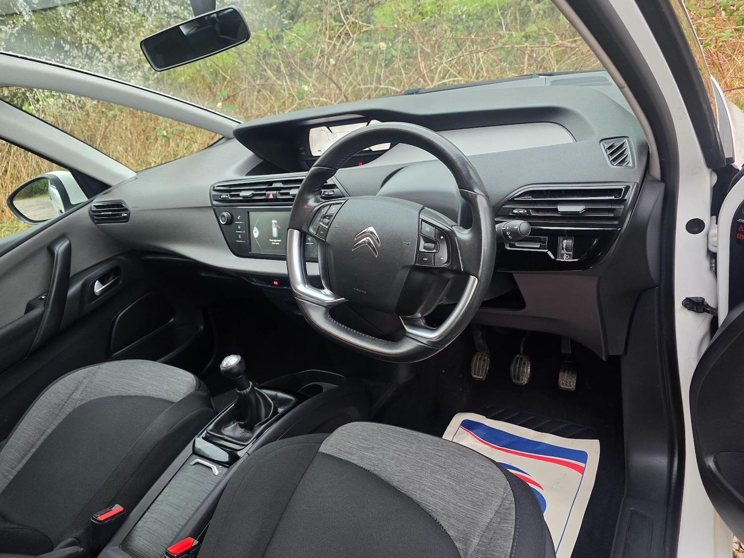 Used Citroen Grand C4 Picasso 2015 for sale - 77882129: Photo 9