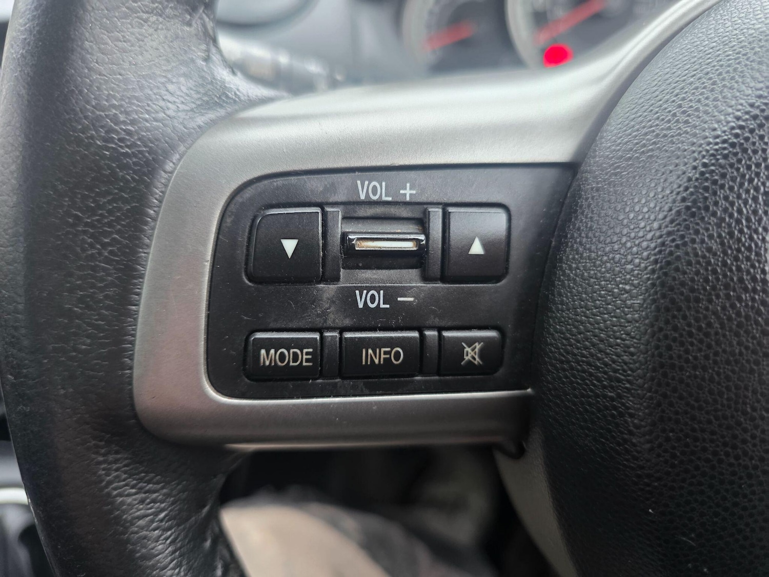 Used Mazda Mazda2 for sale - 77537942: Photo 14