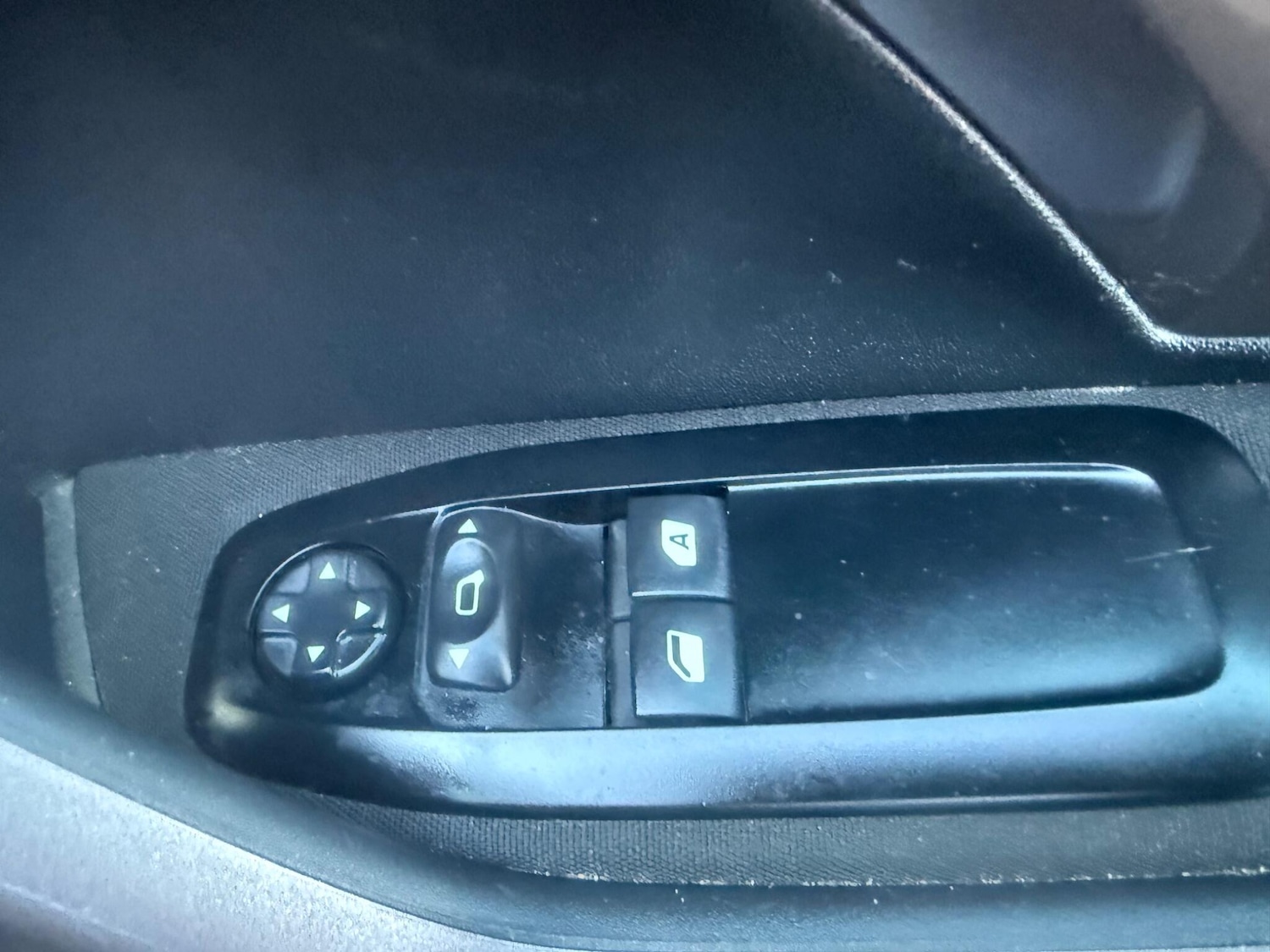 Used Peugeot 2008 for sale - 77097736: Photo 16