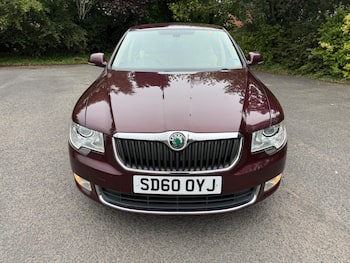 Used Skoda Superb 2010 for sale - 79807949: Photo