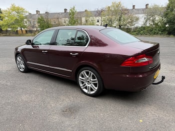 Used Skoda Superb 2010 for sale - 79807949: Photo