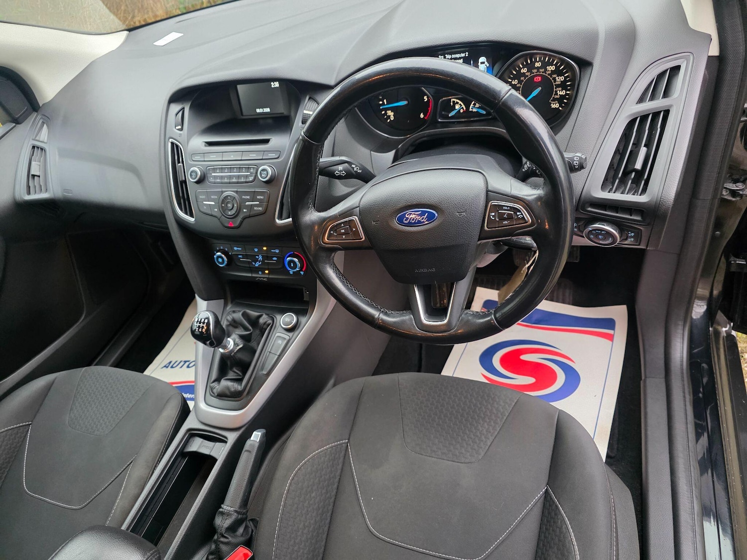 Used Ford Focus 2015 for sale - 77142933: Photo 9