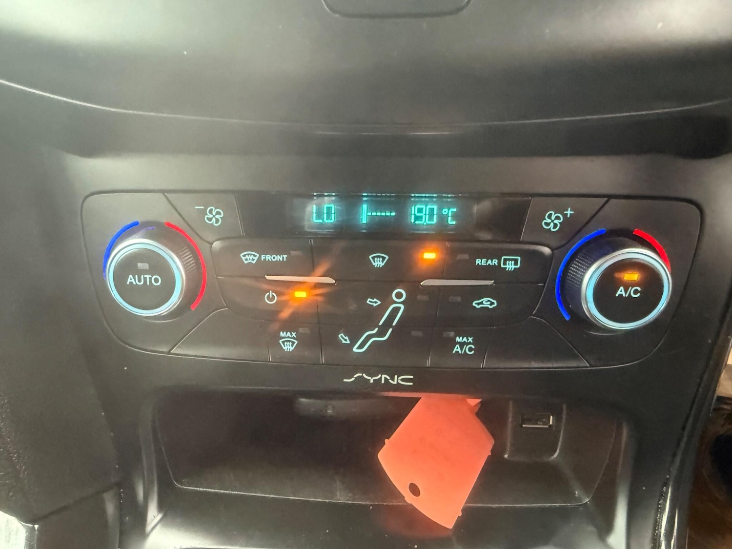 Used Ford Focus 2015 for sale - 76584890: Photo 16