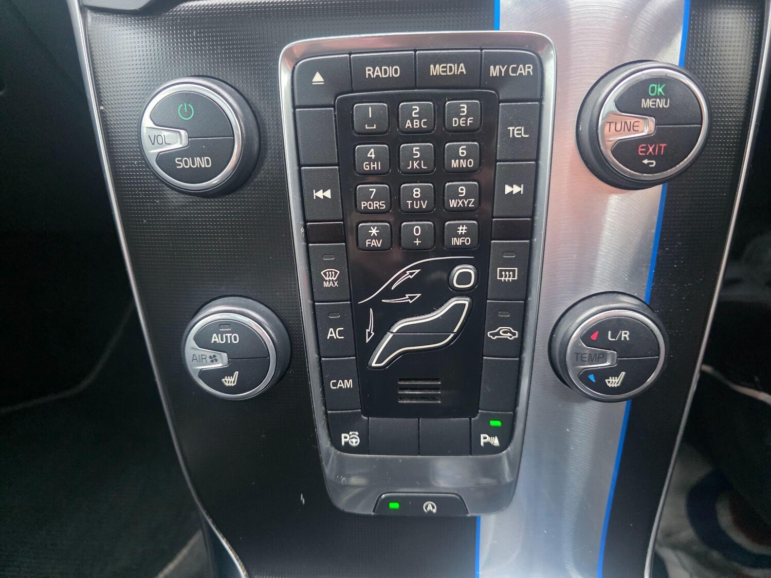 Used Volvo V40 2013 for sale - 77840010: Photo 13