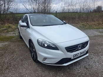 Used Volvo V40 2013 for sale - 77840010: Photo