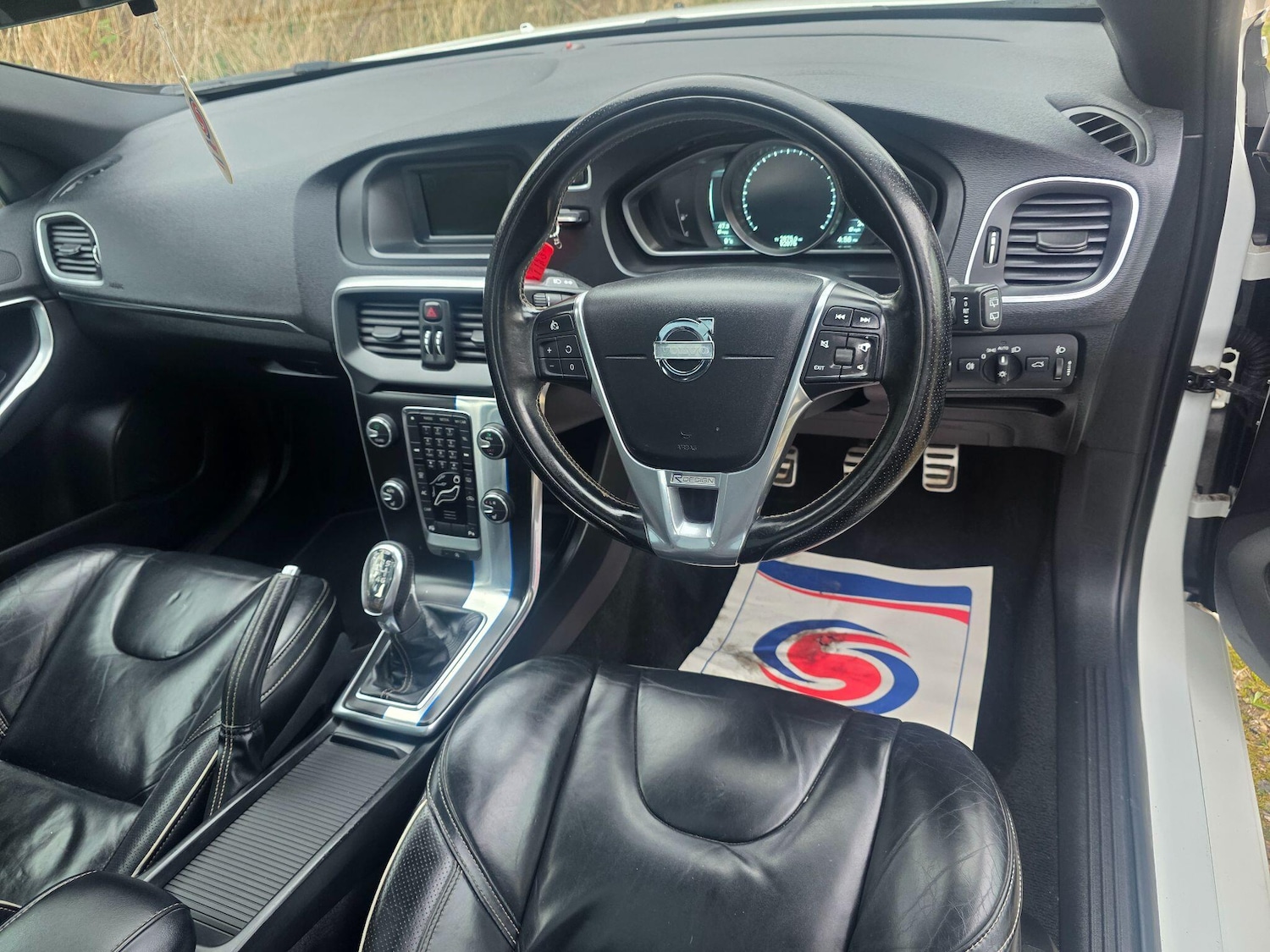 Used Volvo V40 2013 for sale - 77840010: Photo 9