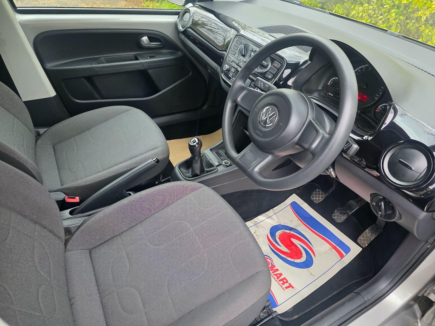 Used Volkswagen up! 2015 for sale - 78101241: Photo 9