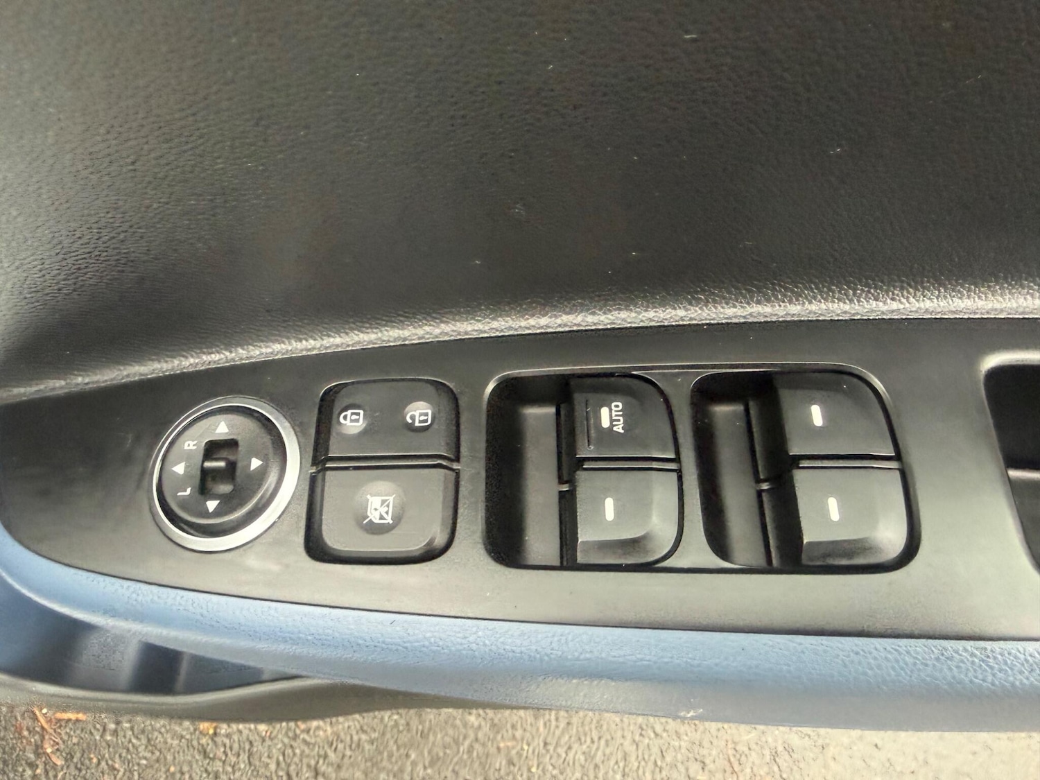 Used Hyundai i10 for sale - 77484475: Photo 16