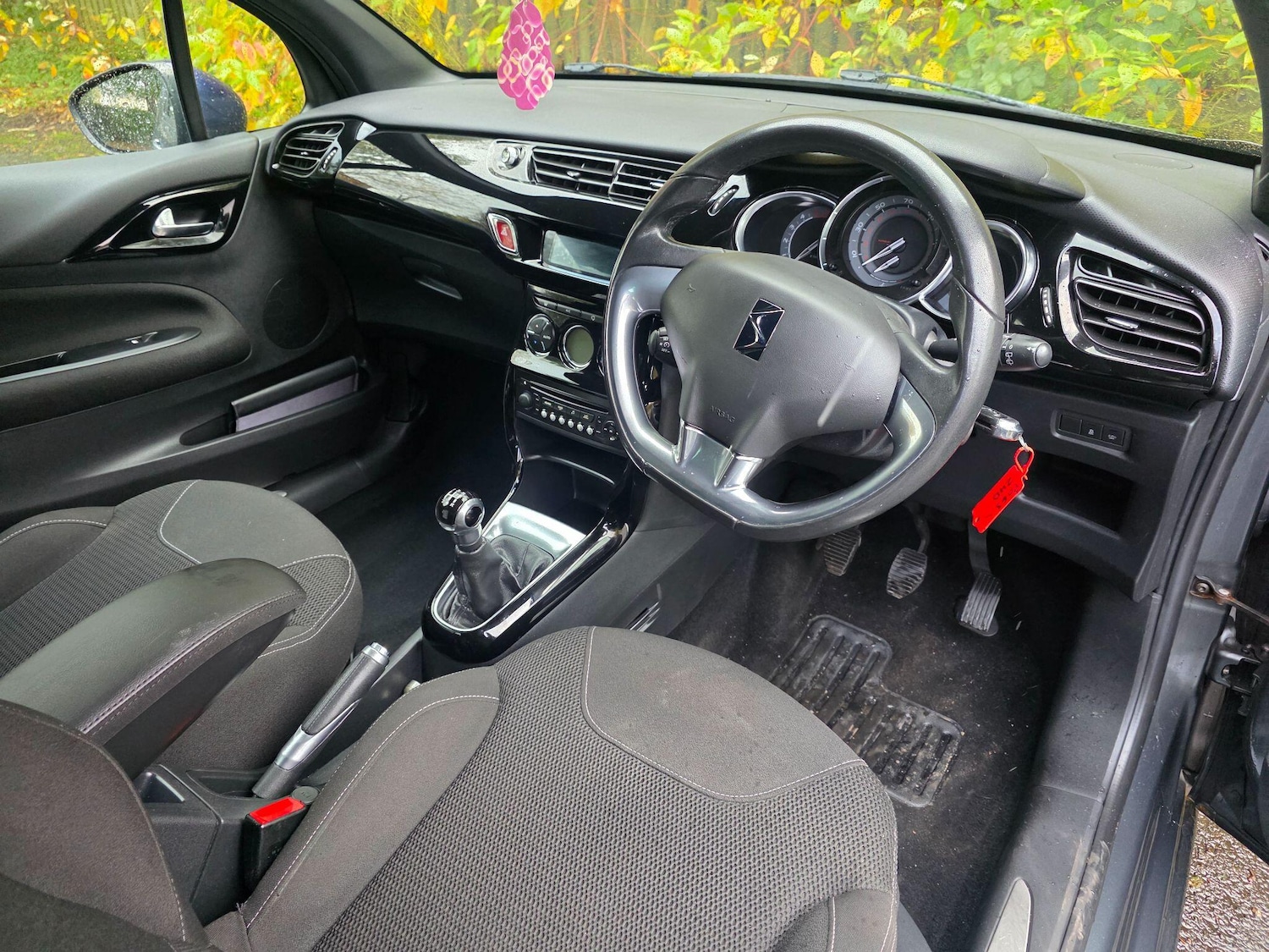 Used Citroen DS3 2013 for sale - 76457236: Photo 9