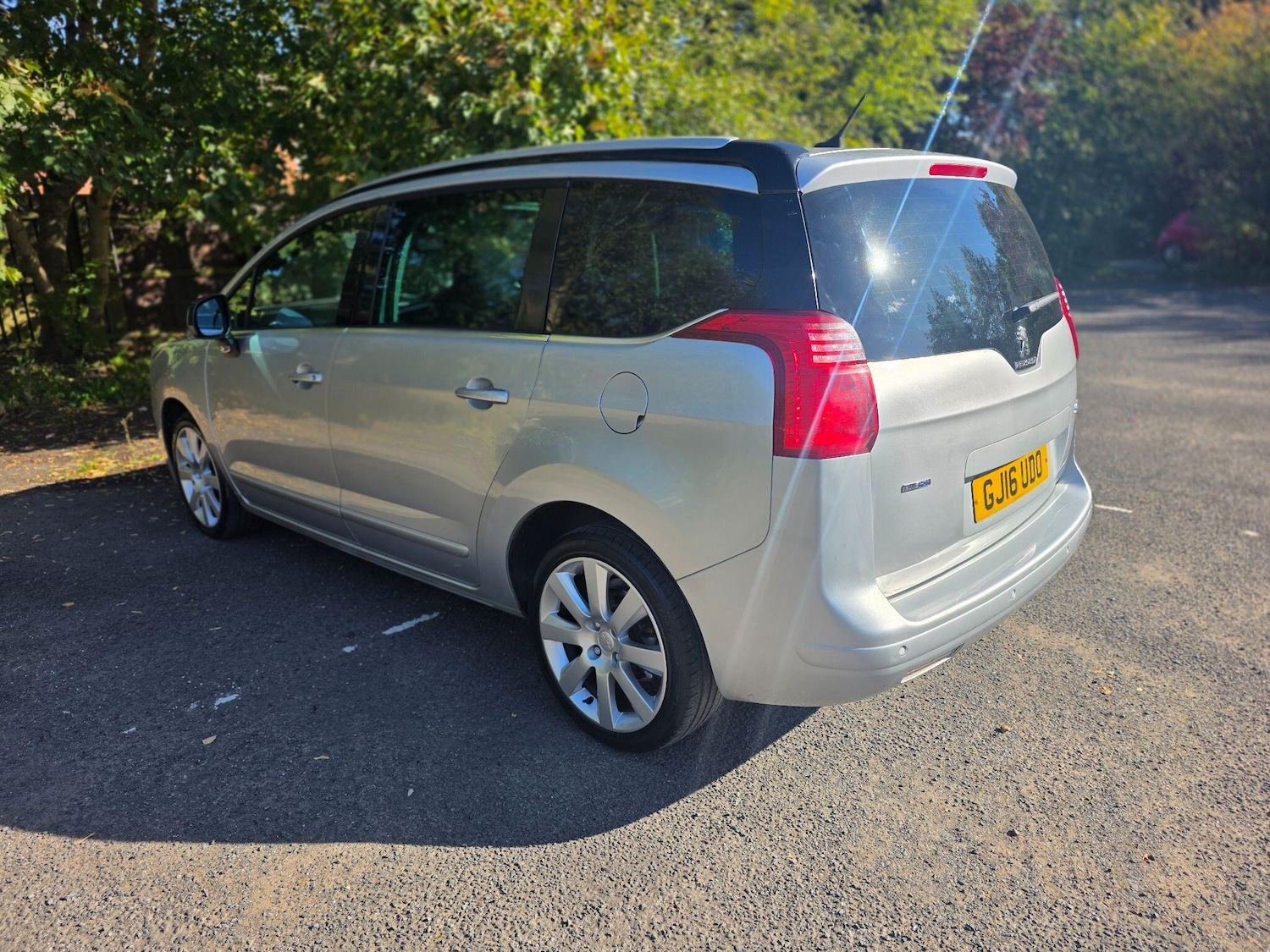 Used Peugeot 5008 2016 for sale - 76121250: Photo 5