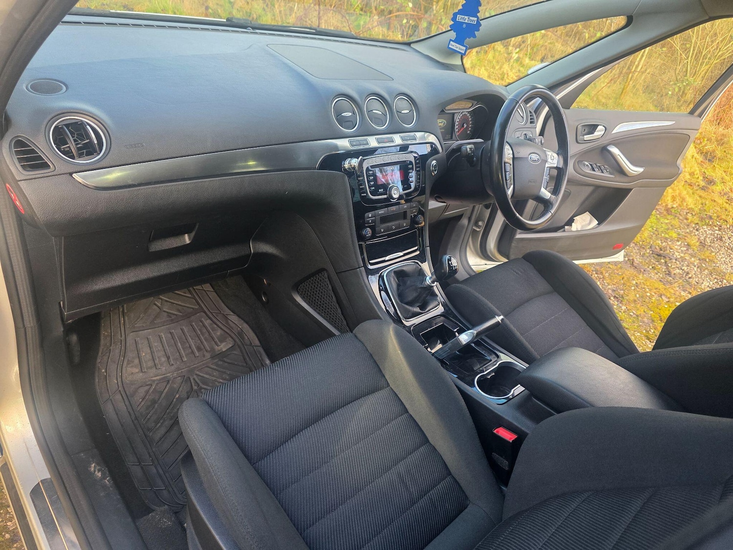 Used Ford S-Max 2010 for sale - 77230596: Photo 13