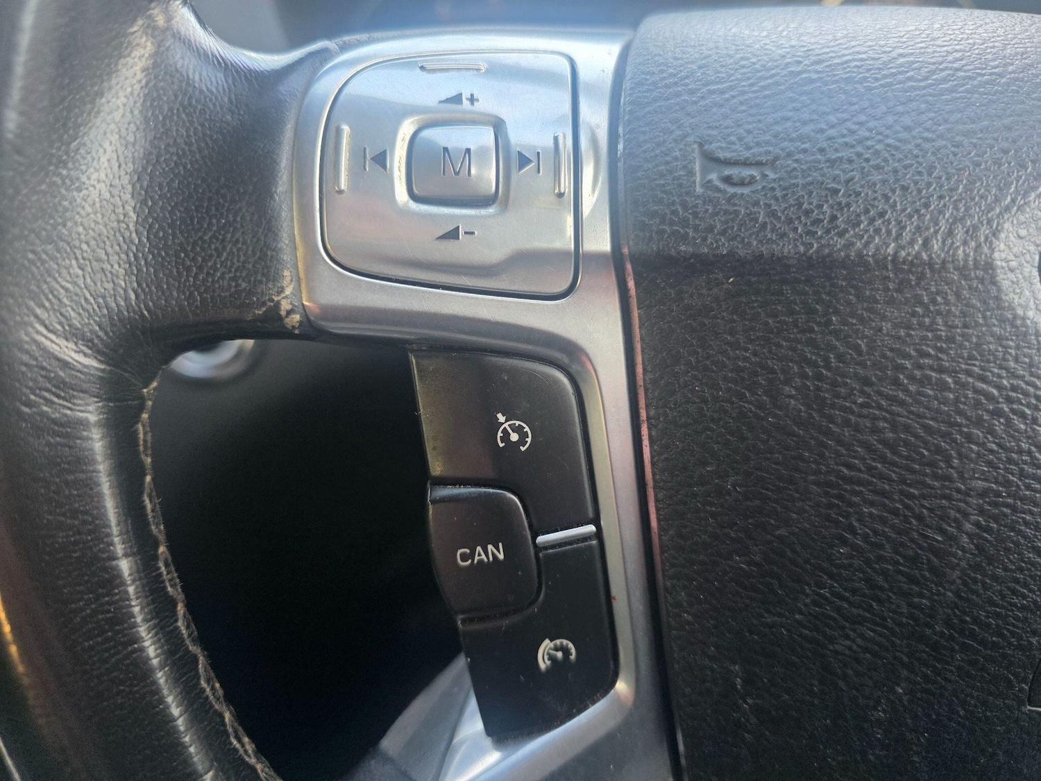 Used Ford S-Max 2010 for sale - 77230596: Photo 16