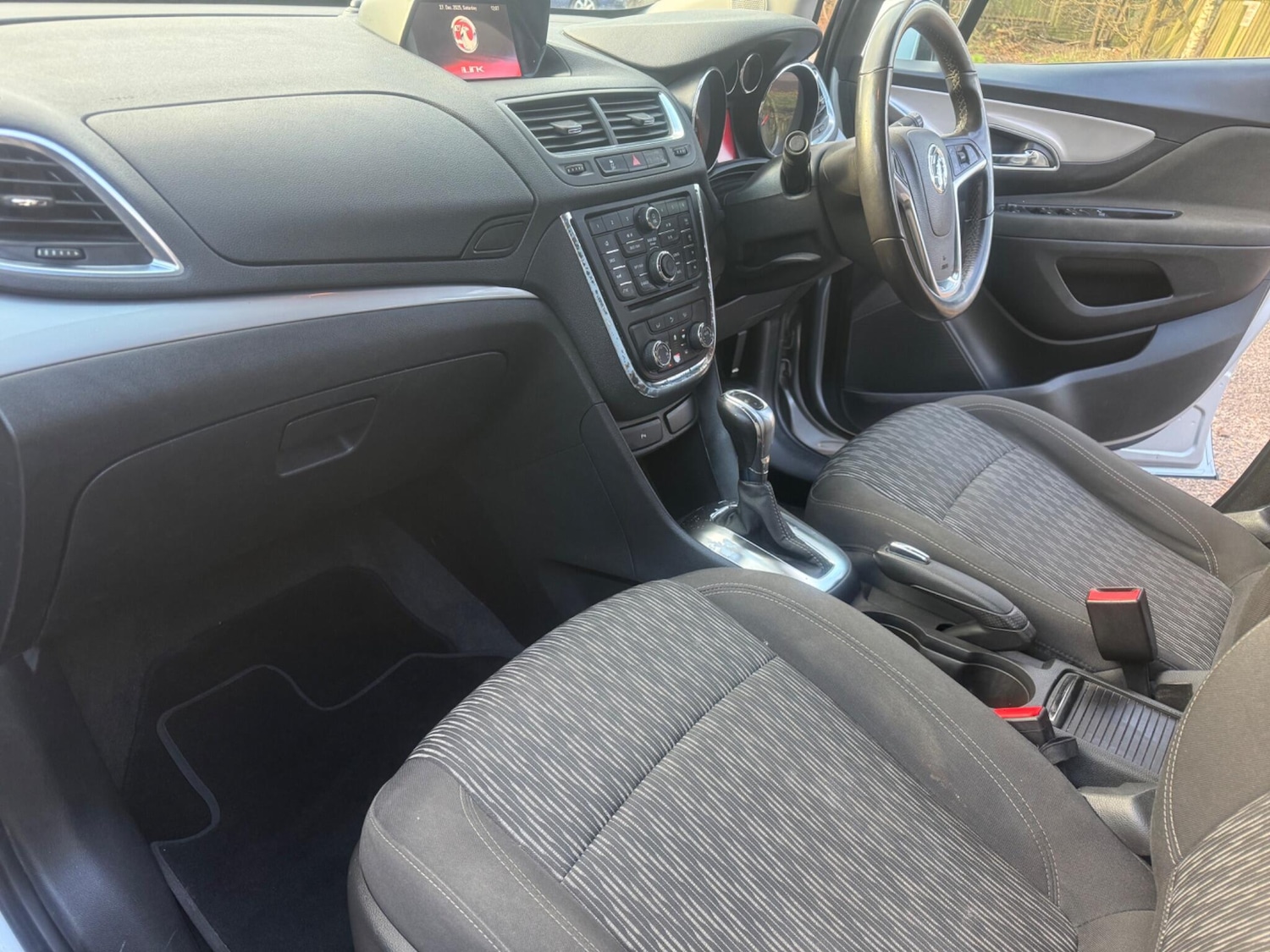 Used Vauxhall Mokka 2015 for sale - 77057197: Photo 9