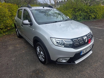 Used Dacia Sandero Stepway 2017 for sale - 78276220: Photo