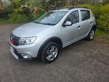 Used Dacia Sandero Stepway 2017 for sale - 78276220: Photo