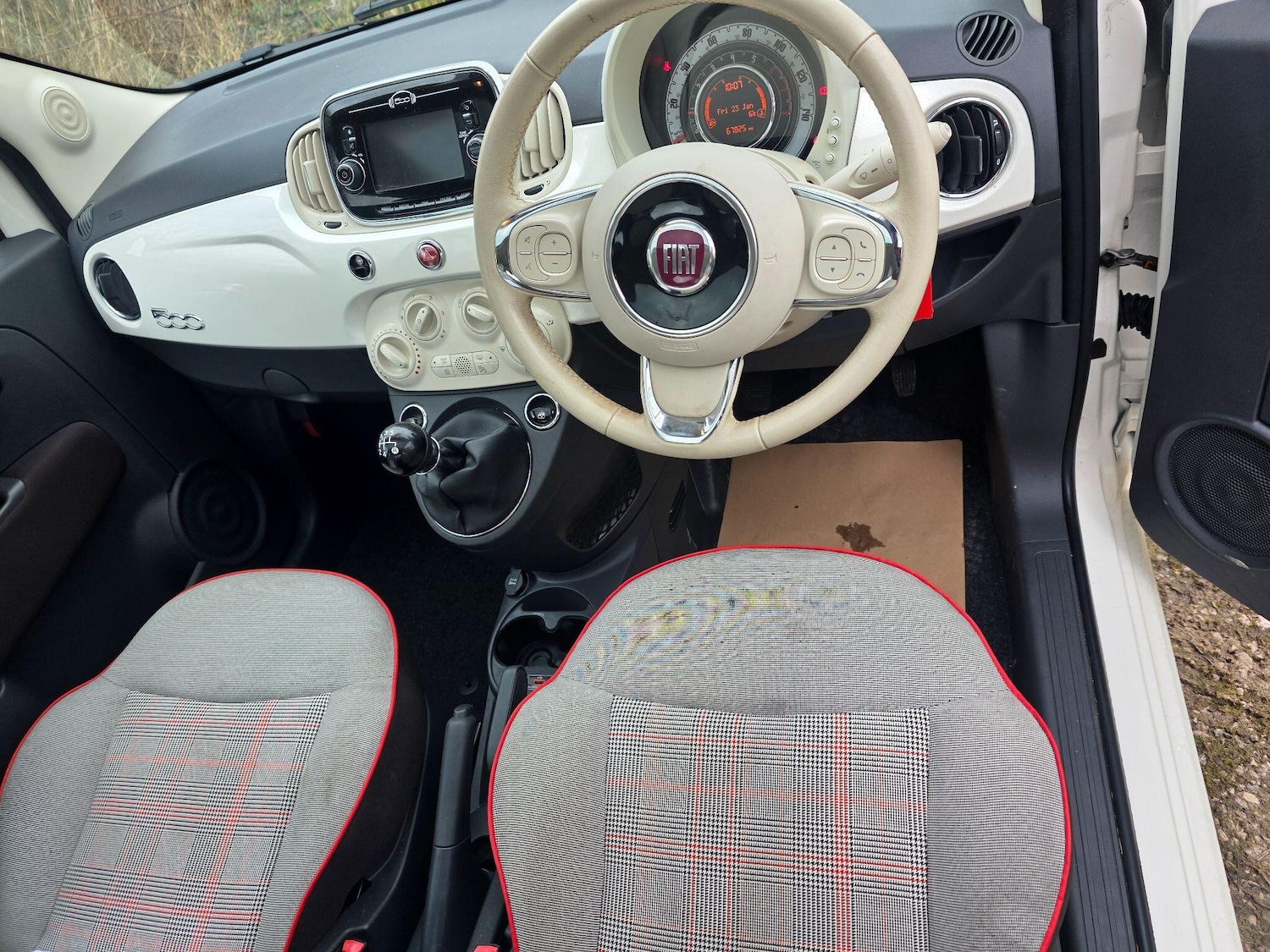 Used Fiat 500 2015 for sale - 77305177: Photo 9