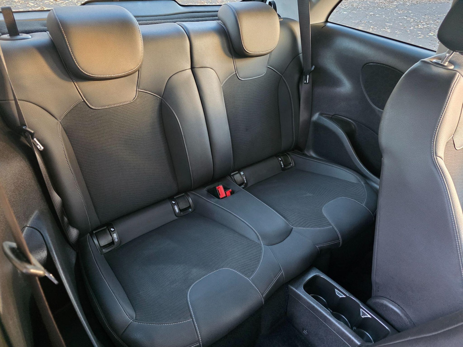 Used Vauxhall ADAM 2016 for sale - 76690012: Photo 10