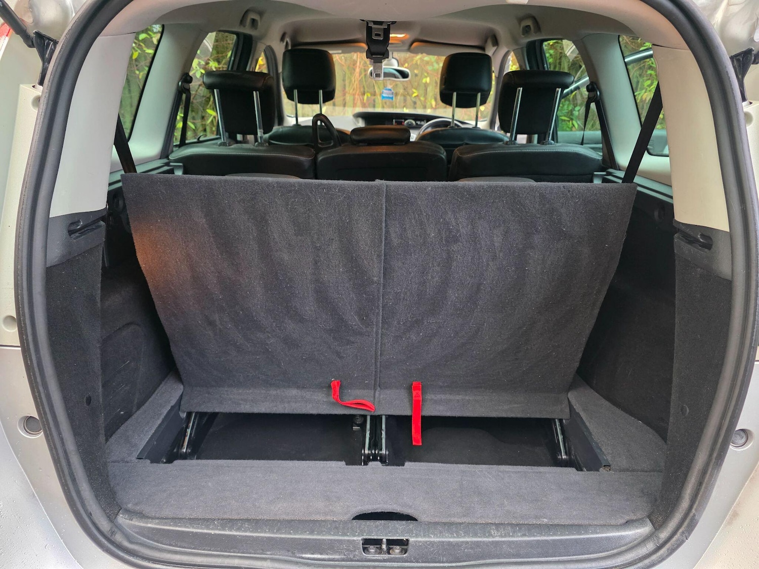 Used Renault Grand Scenic 2014 for sale - 76645469: Photo 11