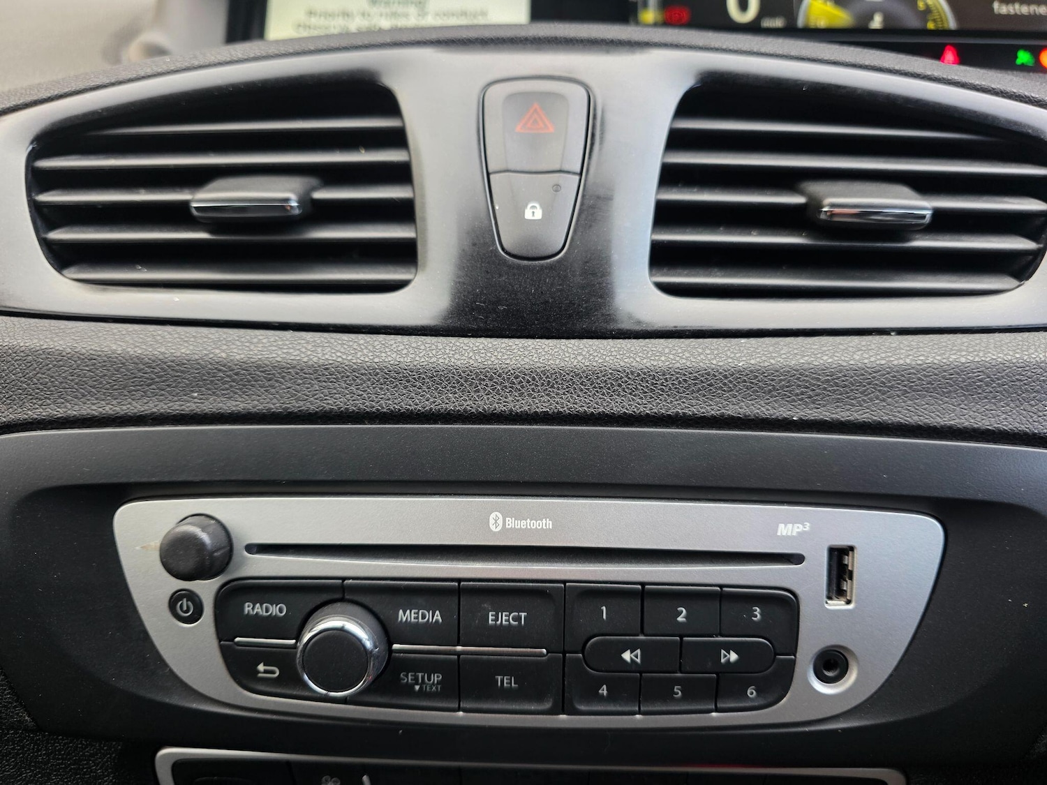 Used Renault Grand Scenic 2014 for sale - 76645469: Photo 15