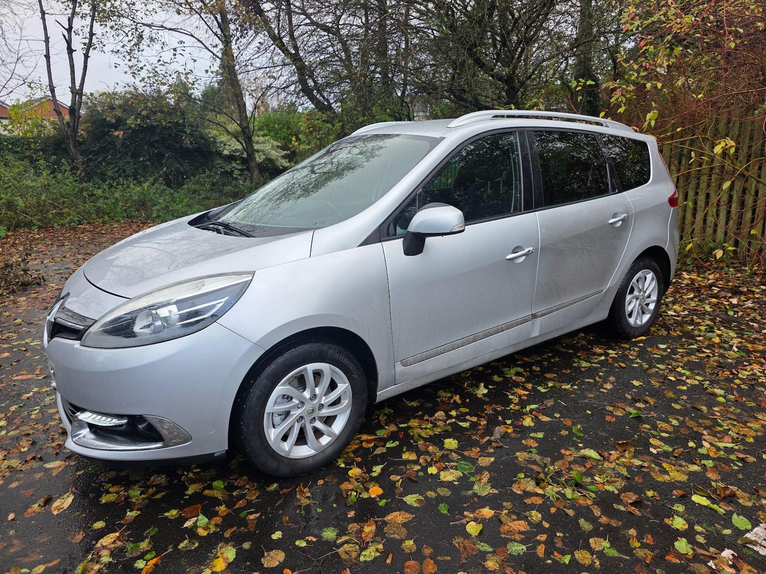 Used Renault Grand Scenic 2014 for sale - 76645469: Photo 4
