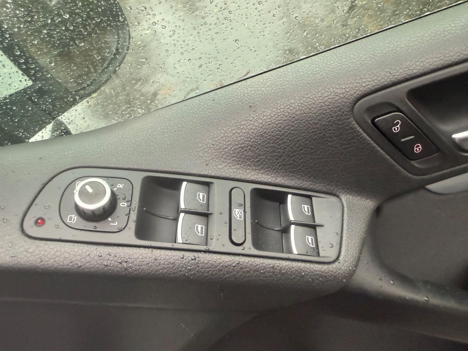 Used Volkswagen Tiguan 2014 for sale - 76823582: Photo 12