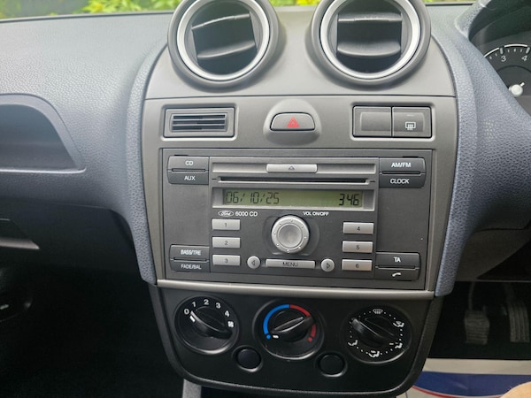 Used Ford Fiesta 2008 for sale - 76200289: Photo 14