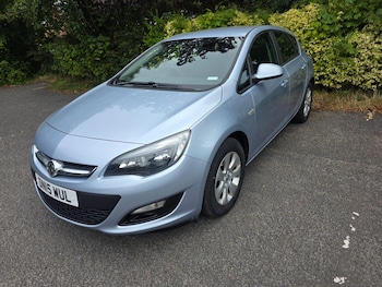 Used Vauxhall Astra 2015 for sale - 79533105: Photo